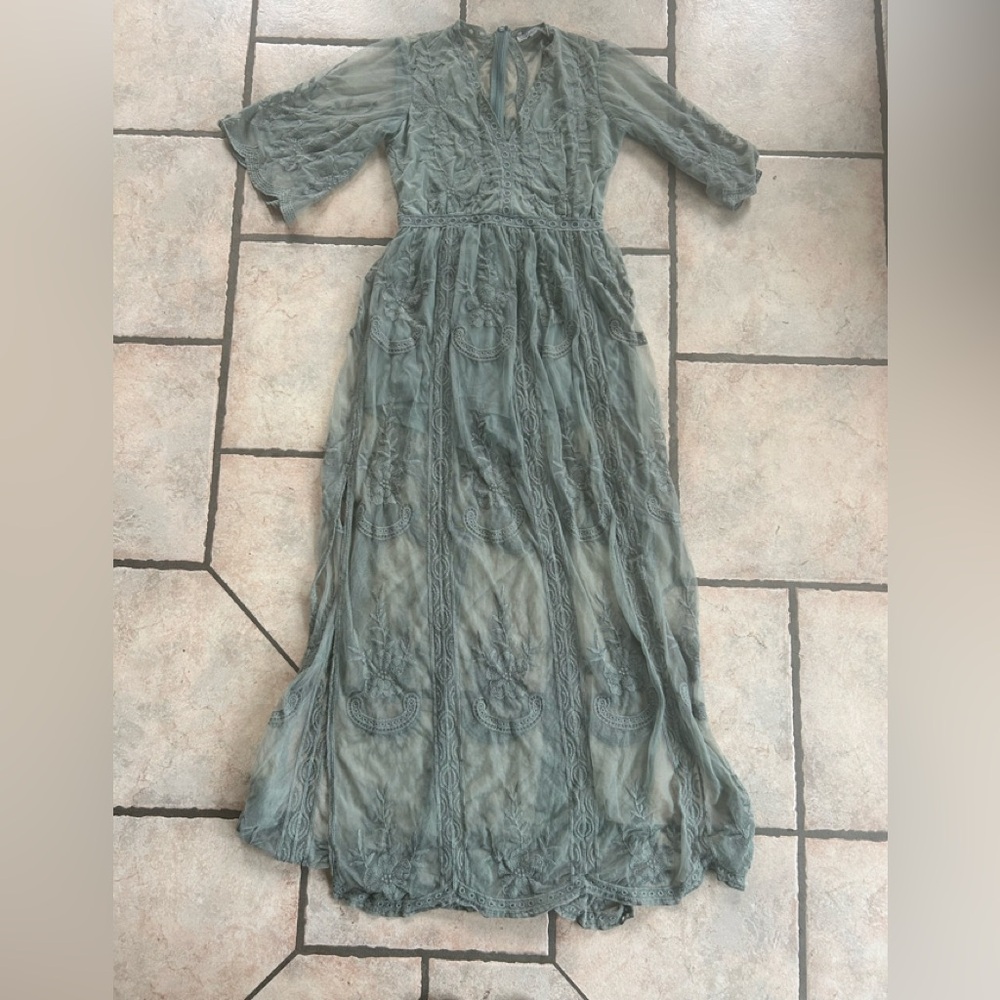 Lace Maxi Dress